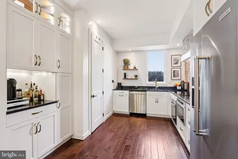 Kitchen - 6 Avignon, Devon, PA 19333 photo 1 of 2
