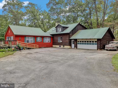 270 Laurel Rd, Elverson, PA 19520