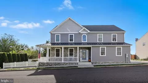 110 Saint Marys St, Phoenixville, PA 19460