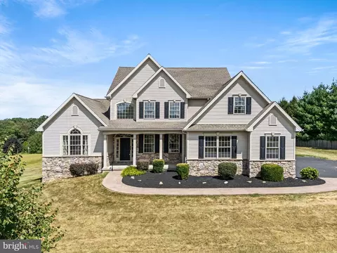 114 Jacobs Dr, Coatesville, PA 19320