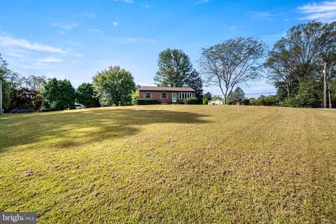 320 East Dr, Coatesville, PA 19320