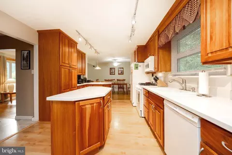 Kitchen - 208 Morris Rd, Exton, PA 19341 photo 2 of 3