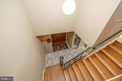 Entry Way - 208 Morris Rd, Exton, PA 19341 photo 3 of 4