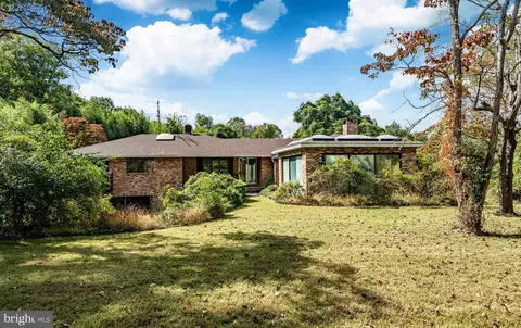 501 Orchard Ln, Kennett Square, PA 19348