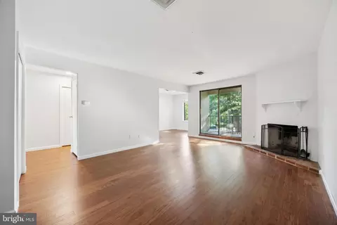 Living - 411 W Conestoga Rd #27, Devon, PA 19333 photo 1 of 2