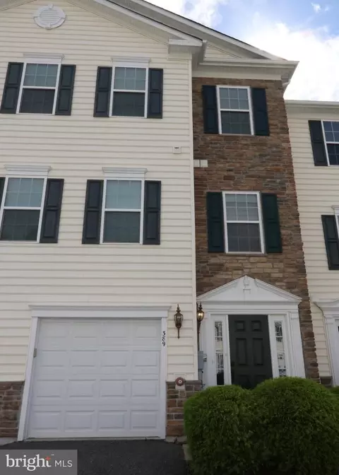 389 Larose Dr #389, Coatesville, PA 19320