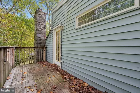 Exterior - 808 Berwyn Baptist Rd, Devon, PA 19333 photo 3 of 6