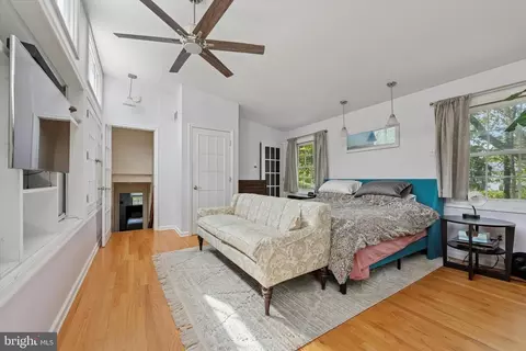 Bedroom - 808 Berwyn Baptist Rd, Devon, PA 19333 photo 2 of 5