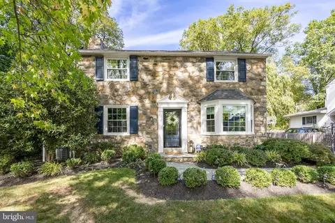 65 Upper Gulph Rd, Wayne, PA 19087