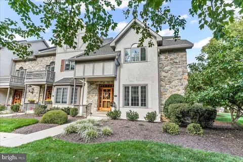 229 Cambridge Chase Chase #30, Exton, PA 19341
