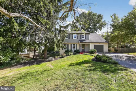 204 Ford Cir, West Chester, PA 19380