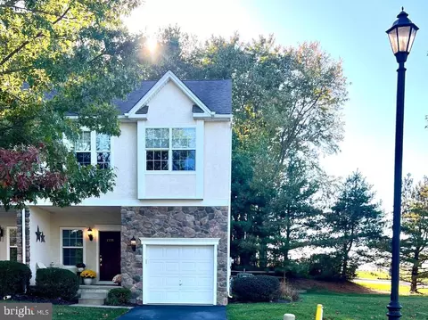 2796 Shelburne Rd #170W, Downingtown, PA 19335