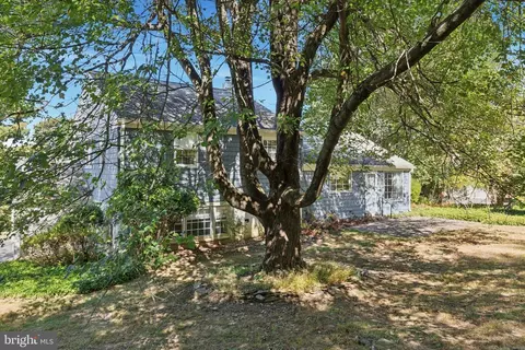 Exterior - 306 Devonshire Rd, Devon, PA 19333 photo 6 of 7