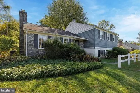 306 Devonshire Rd, Devon, PA 19333