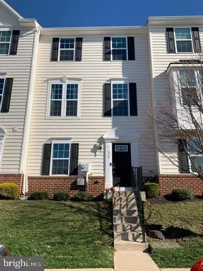 420 Lopata Rd, Phoenixville, PA 19460