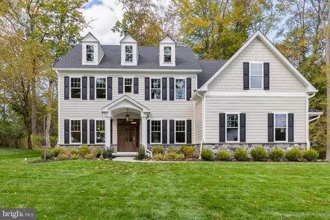 211 Wooded Way, Berwyn, PA 19312