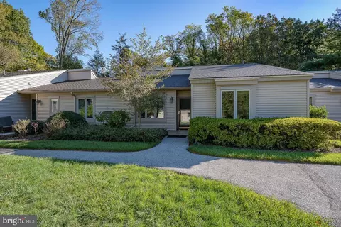 2 Hersheys Dr #2, West Chester, PA 19380