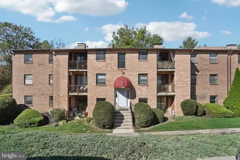 1920 Valley Dr #1920, West Chester, PA 19382