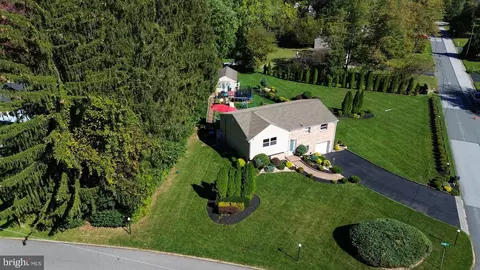 View/Area - 109 Glendale Rd, Exton, PA 19341 photo 2 of 4