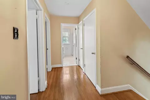 Entry Way - 387 Devonshire Rd, Devon, PA 19333 photo 2 of 5