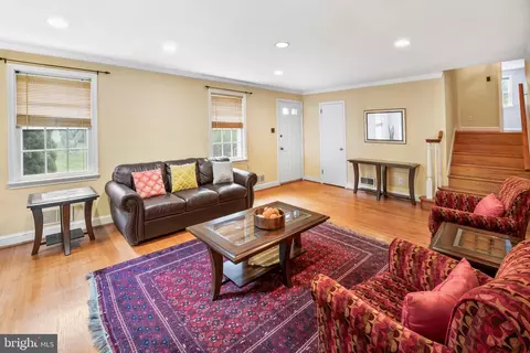 Living - 387 Devonshire Rd, Devon, PA 19333 photo 1 of 2