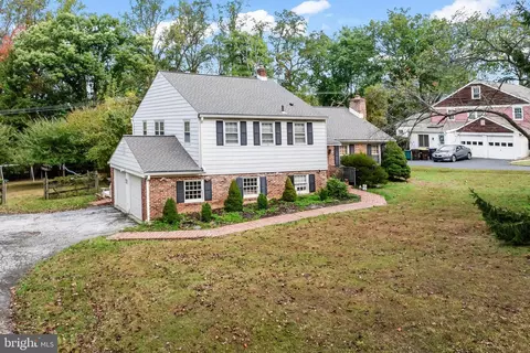 387 Devonshire Rd, Devon, PA 19333