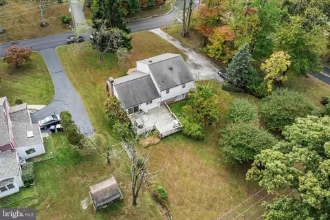 View/Area - 387 Devonshire Rd, Devon, PA 19333 photo 5 of 5