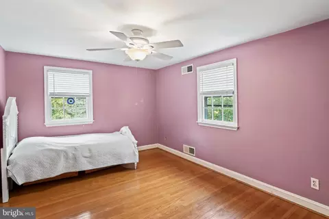 Bedroom - 387 Devonshire Rd, Devon, PA 19333 photo 4 of 5