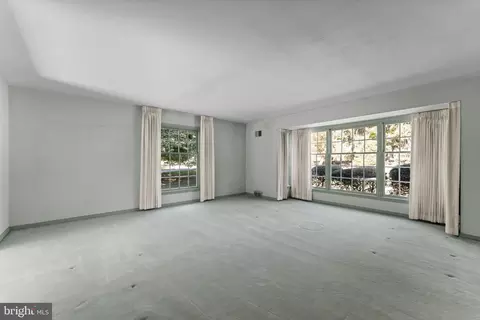 Living - 962 Weadley Rd, Radnor, PA 19087 photo 1 of 6