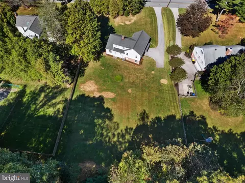 View/Area - 962 Weadley Rd, Radnor, PA 19087 photo 2 of 7
