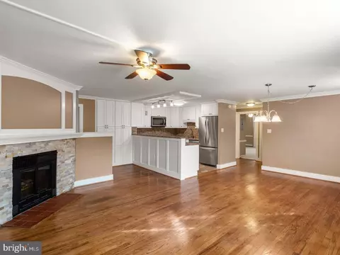 175 W King St #307, Malvern, PA 19355