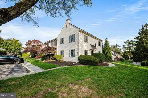 607 Shippen Dr, Chester Springs, PA 19425