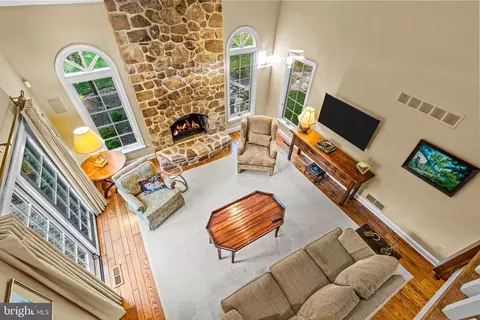 Living - 287 Stonegate Dr, Devon, PA 19333 photo 2 of 2