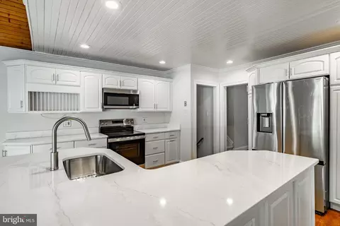 Kitchen - 657 Walker Rd, Wayne, PA 19087 photo 3 of 3