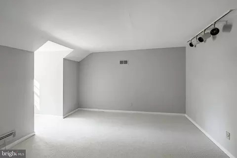 Bedroom - 657 Walker Rd, Wayne, PA 19087 photo 7 of 10