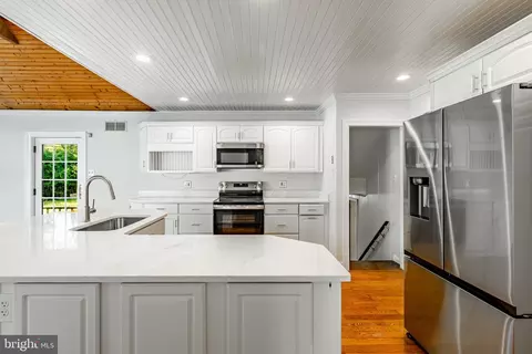 Kitchen - 657 Walker Rd, Wayne, PA 19087 photo 1 of 3