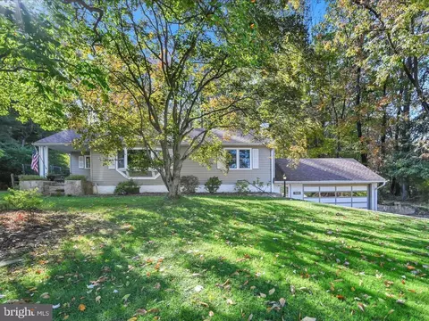 168 Valleyview Dr, Exton, PA 19341