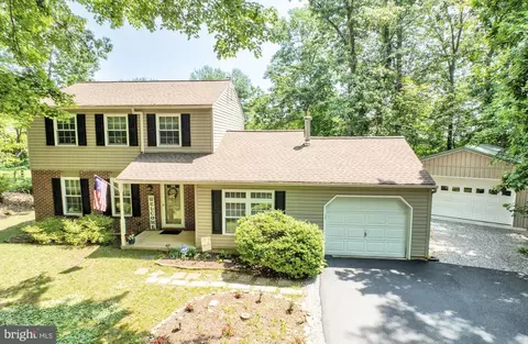 1117 Blueberry Ln, Coatesville, PA 19320