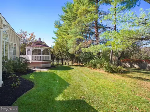 263 Lafayette Ln, Chesterbrook, PA 19087 photo 42