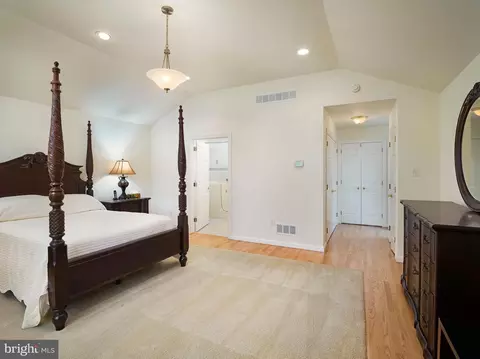263 Lafayette Ln, Chesterbrook, PA 19087 photo 19