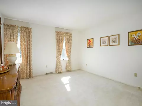 263 Lafayette Ln, Chesterbrook, PA 19087 photo 28