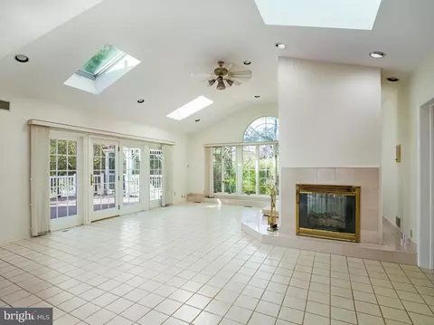 263 Lafayette Ln, Chesterbrook, PA 19087 photo 14