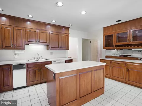263 Lafayette Ln, Chesterbrook, PA 19087 photo 10
