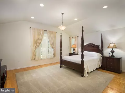 263 Lafayette Ln, Chesterbrook, PA 19087 photo 17