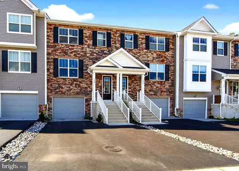 1888 Boulder Dr, Downingtown, PA 19335