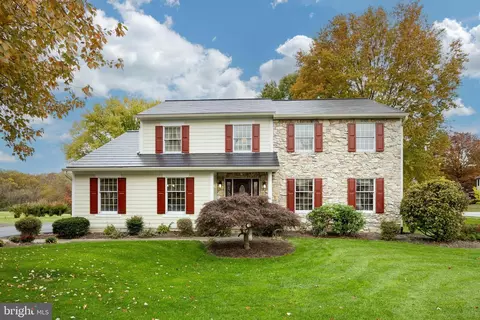 100 Brookhollow Dr, Downingtown, PA 19335