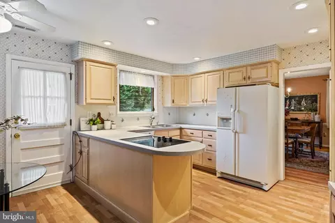 Kitchen - 1014 Townsend Cir, Wayne, PA 19087 photo 1 of 3