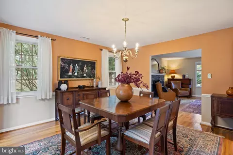 Dining - 1014 Townsend Cir, Wayne, PA 19087 photo 4 of 4
