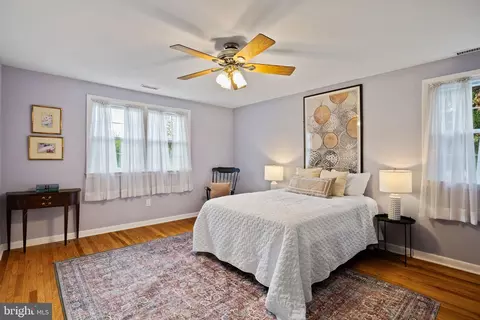 Bedroom - 1014 Townsend Cir, Wayne, PA 19087 photo 4 of 11