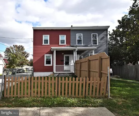 415 Jones St, Phoenixville, PA 19460